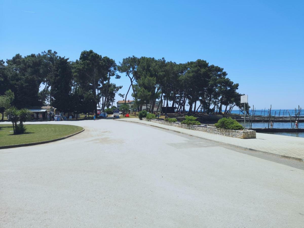 App Emona Appartement Bašanija Buitenkant foto